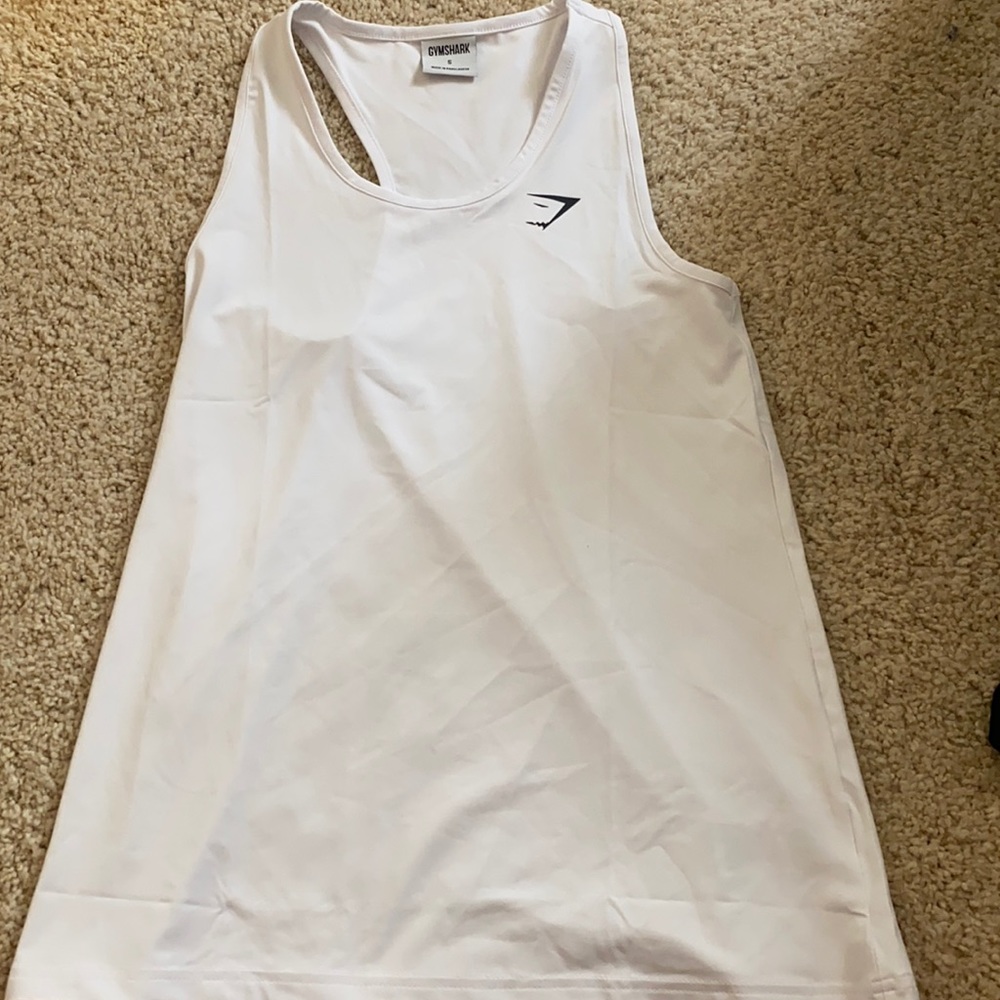 Women’s gym shark tank top